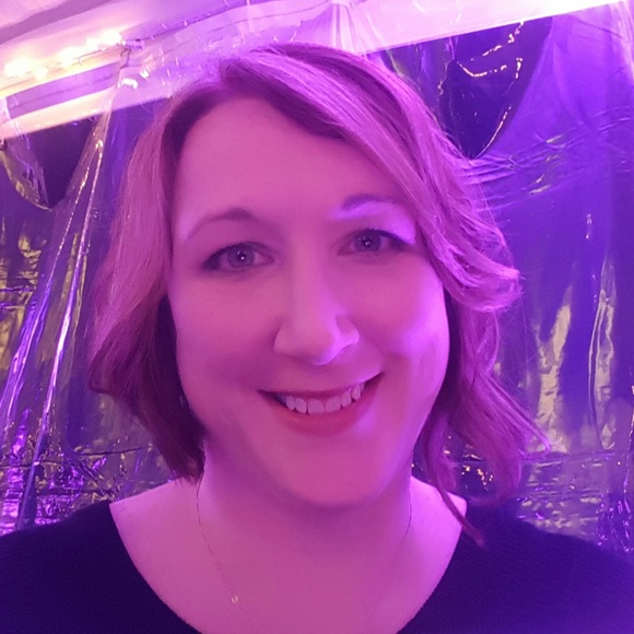 Meet Your Posher - Picture 7 of 7